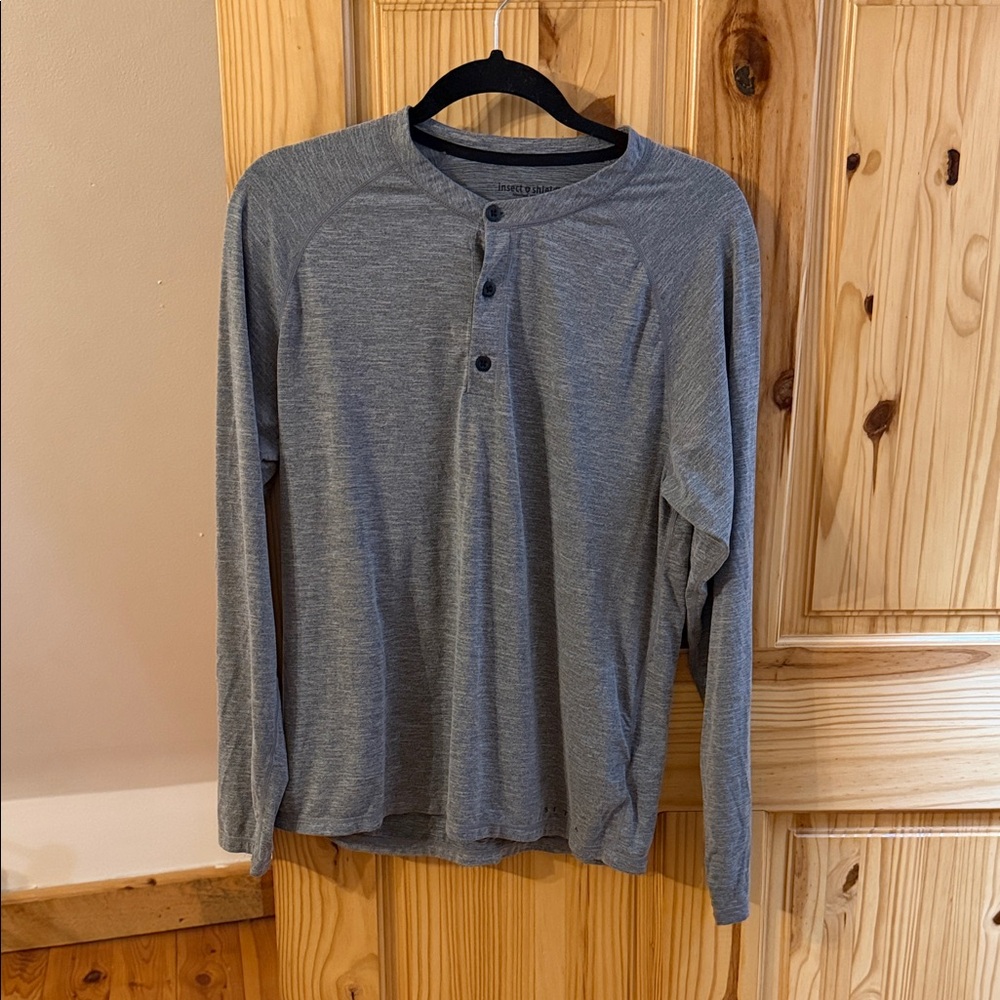 Men's Sitka Gray Henley Shirt